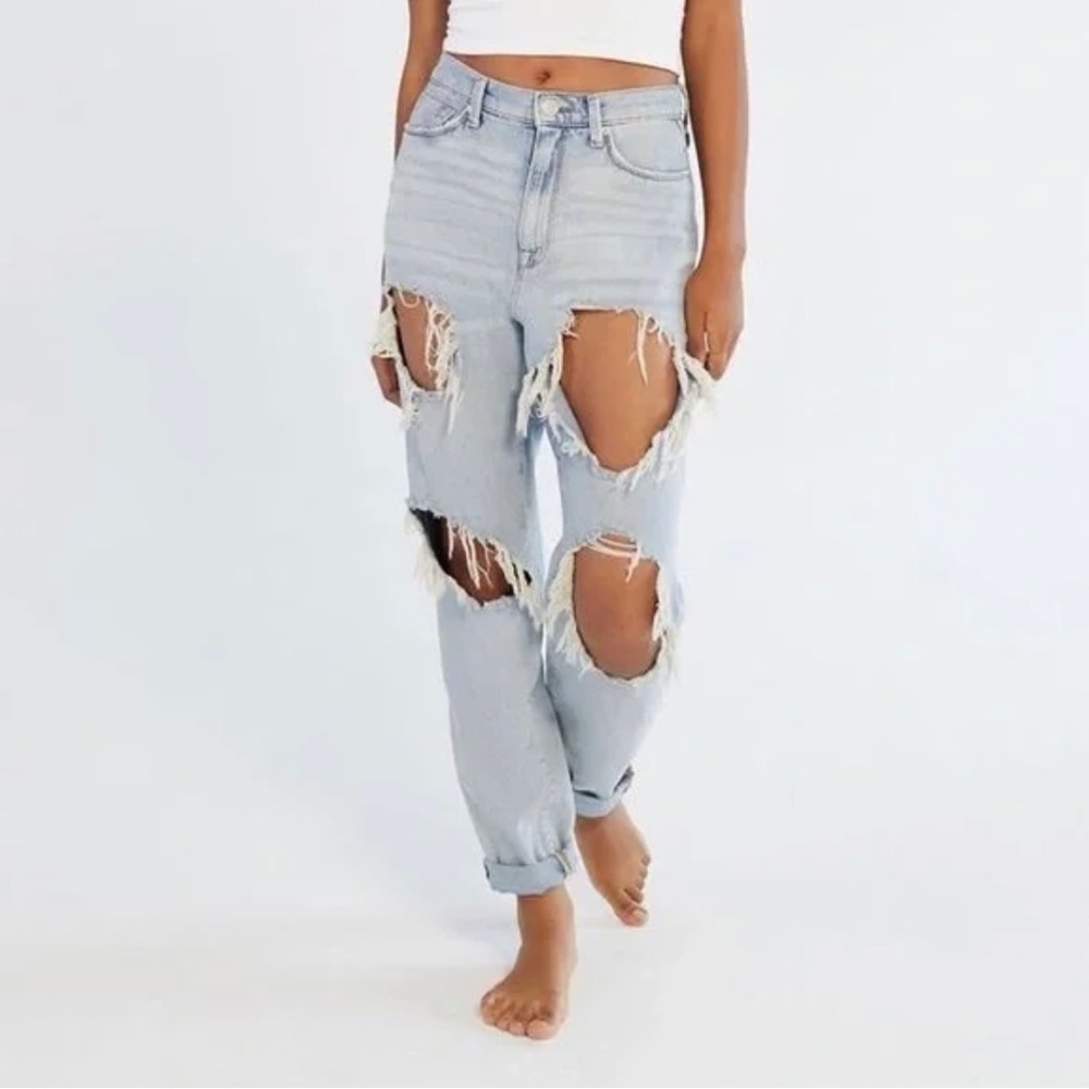 BDG: Urban Outfitters 🦋
